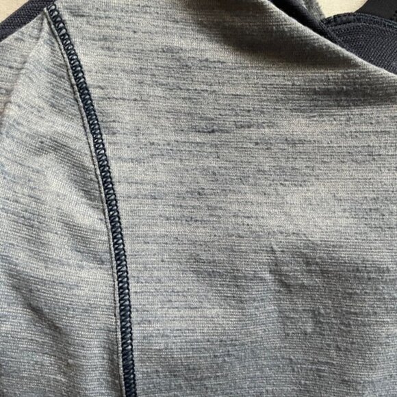 Lululemon Athletica Run For Gold Tank with built in sports bra Sz 10 - Picture 7 of 9